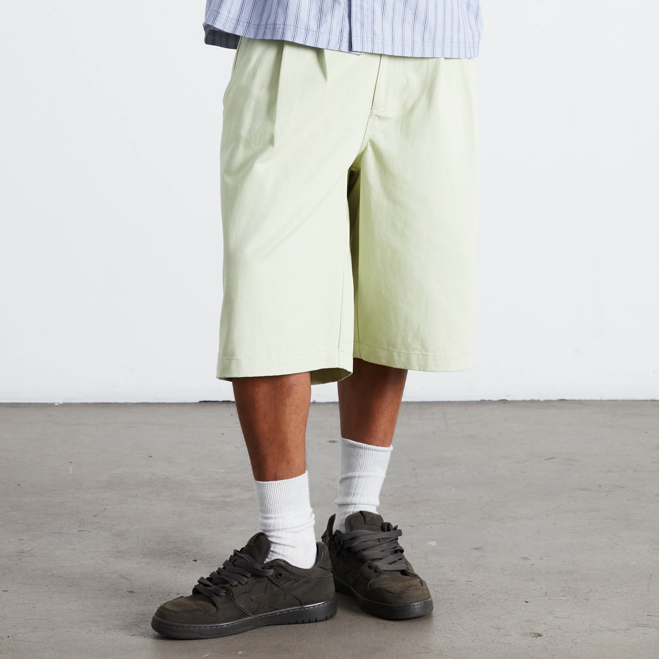 Sorta Long Chino Short | Seafoam view 2